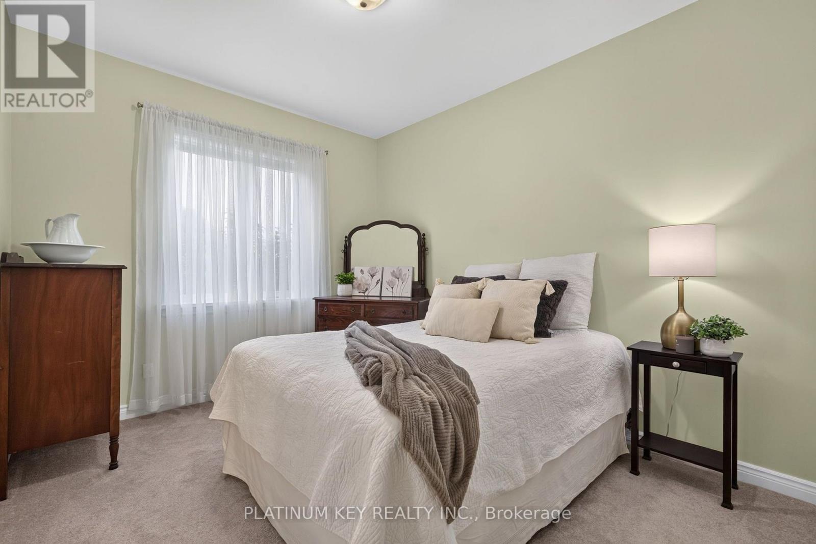 653 Peter Street, Strathroy-Caradoc (Melbourne), ON