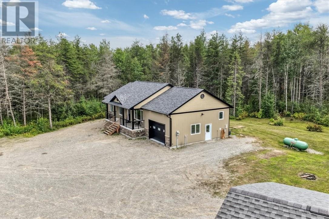 4059 Dupuis Drive, Hanmer, ON