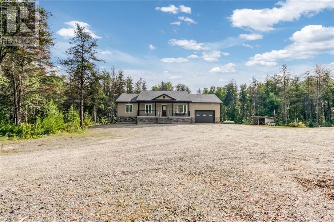 4059 Dupuis Drive, Hanmer, ON