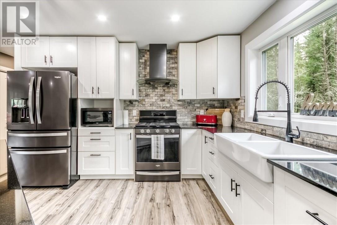 4059 Dupuis Drive, Hanmer, ON