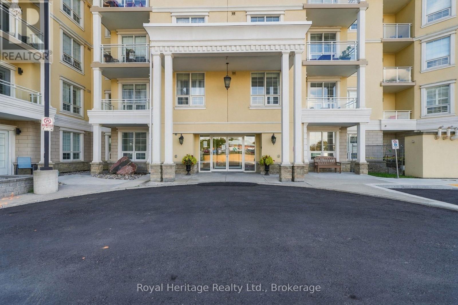 106 - 21 Brookhouse Drive, Clarington (Newcastle), ON