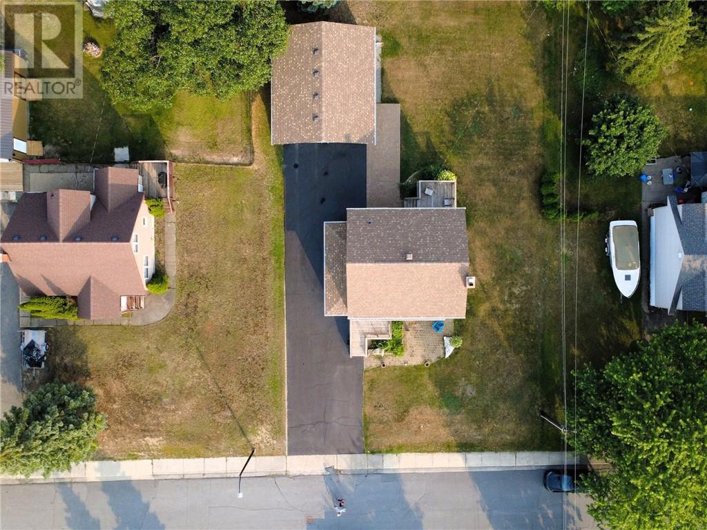 107 Lindsley Street, Greater Sudbury, ON