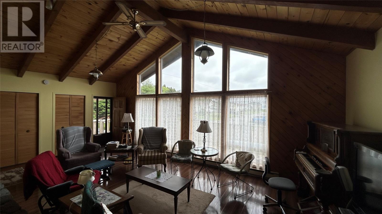 22 Macneil Crescent, Stephenville, NL
