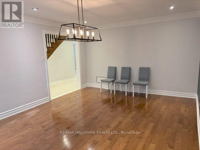 11 Sleepy Hollow Lane, Whitchurch-Stouffville, ON