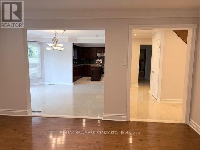 11 Sleepy Hollow Lane, Whitchurch-Stouffville, ON