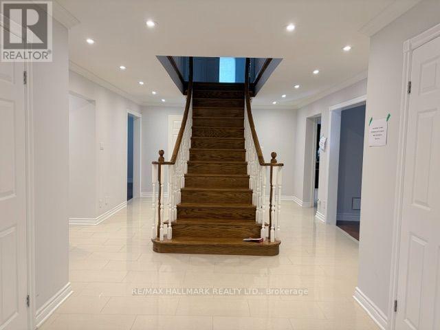 11 Sleepy Hollow Lane, Whitchurch-Stouffville, ON