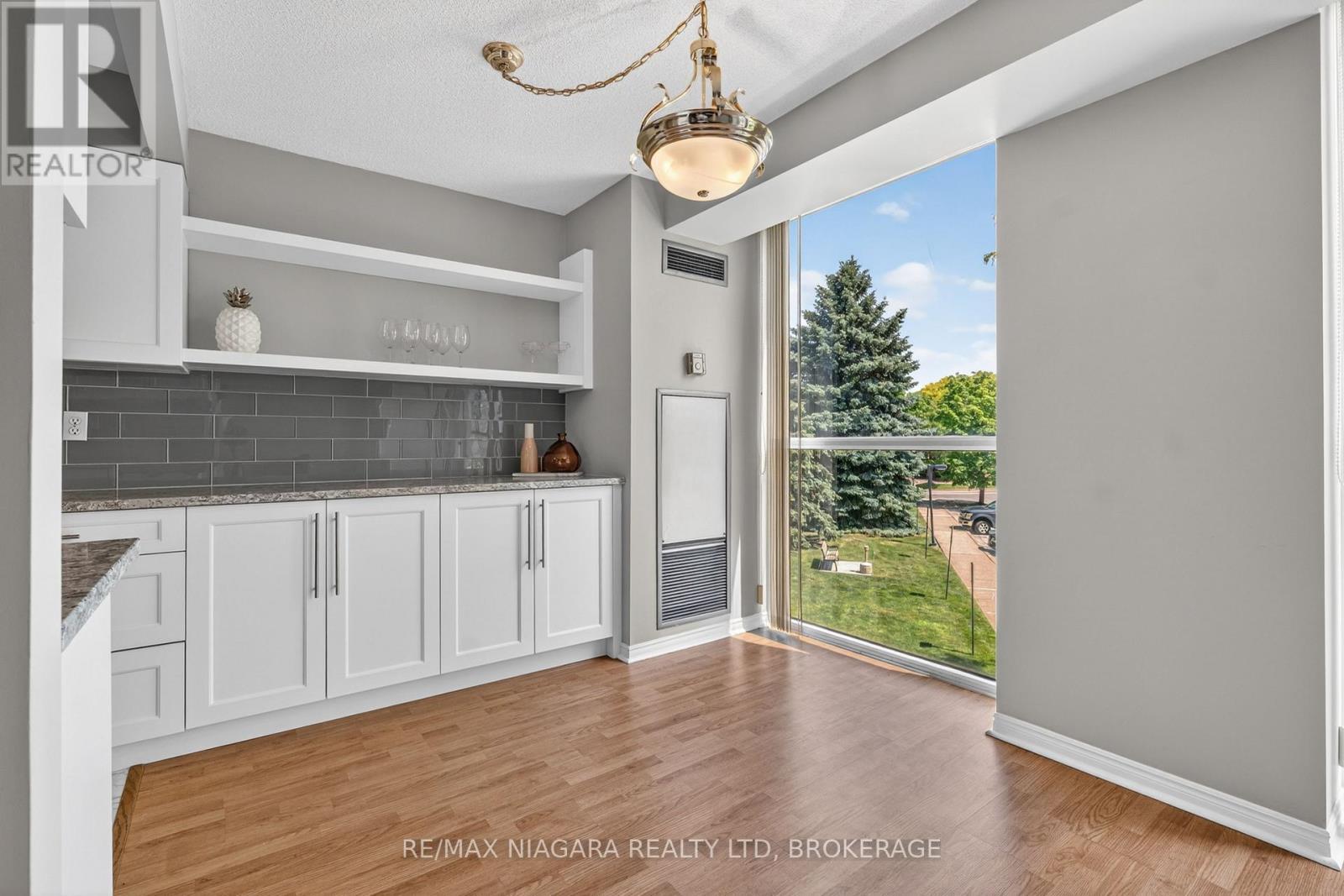 204 - 162 Martindale Road, St. Catharines (Grapeview), ON
