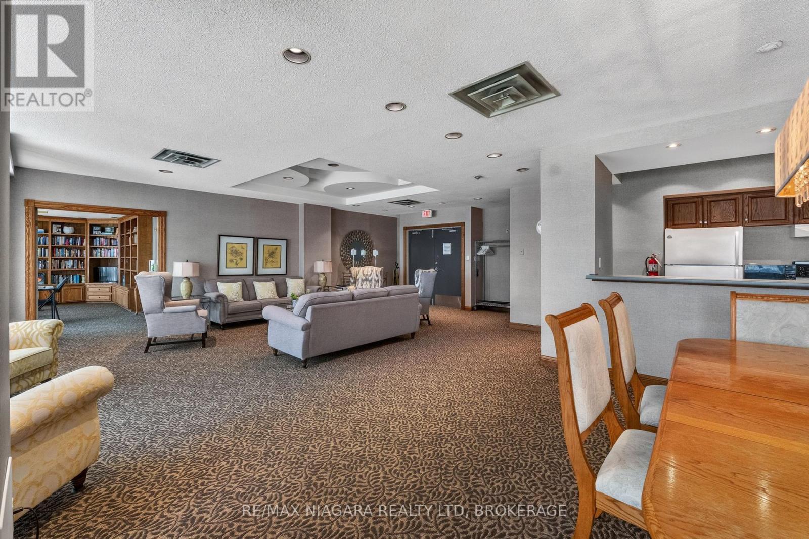 Amenities - 204 - 162 Martindale Road, St. Catharines (Grapeview), ON