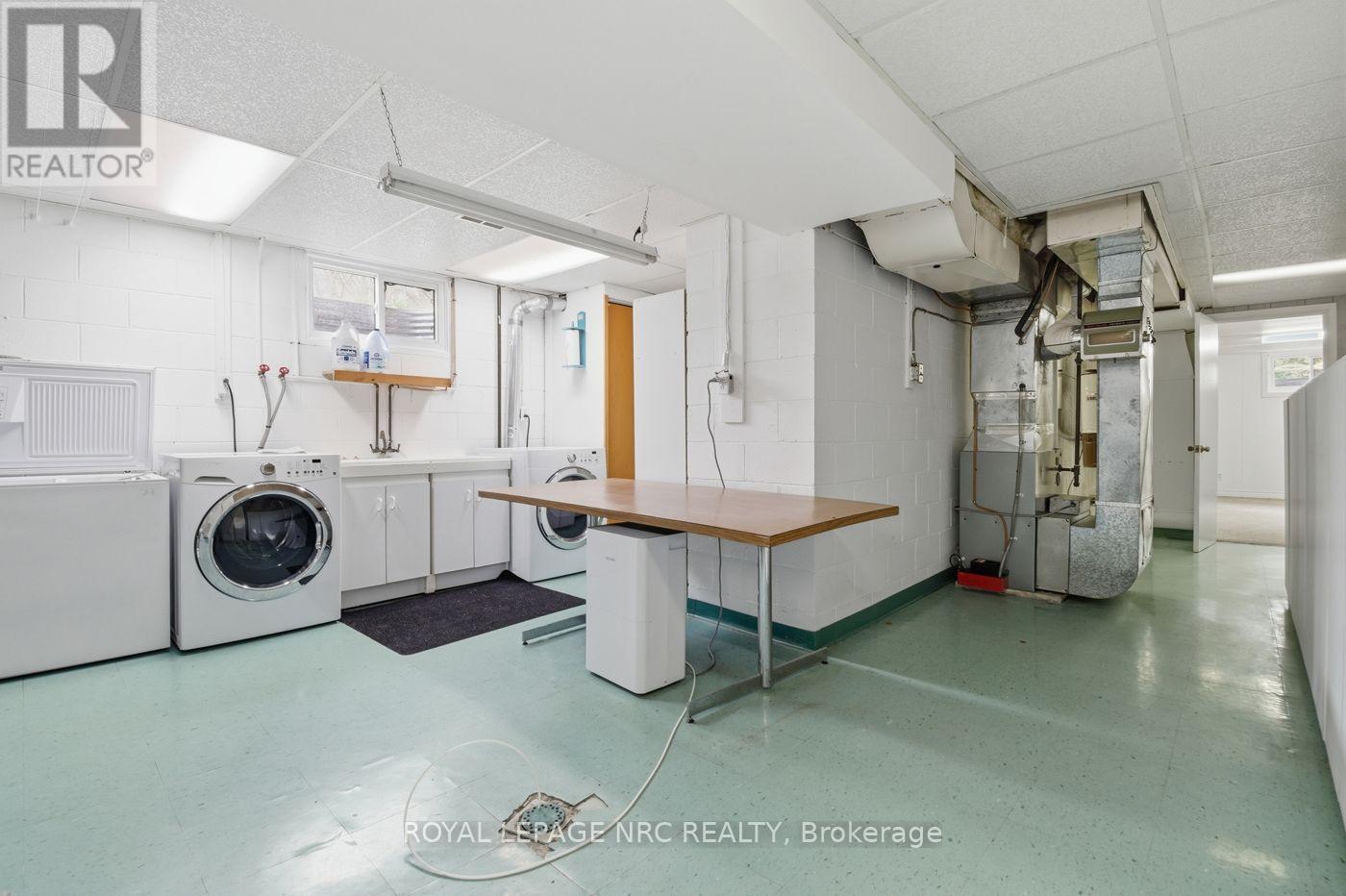 laundry area - 53 Pearson Road, Welland (Cooks Mills), ON