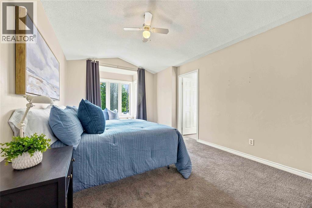 1593 Murphy Road, Sarnia, ON