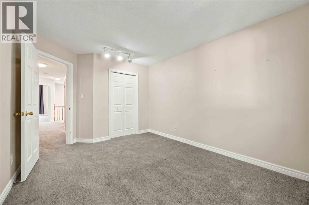 1593 Murphy Road, Sarnia, ON