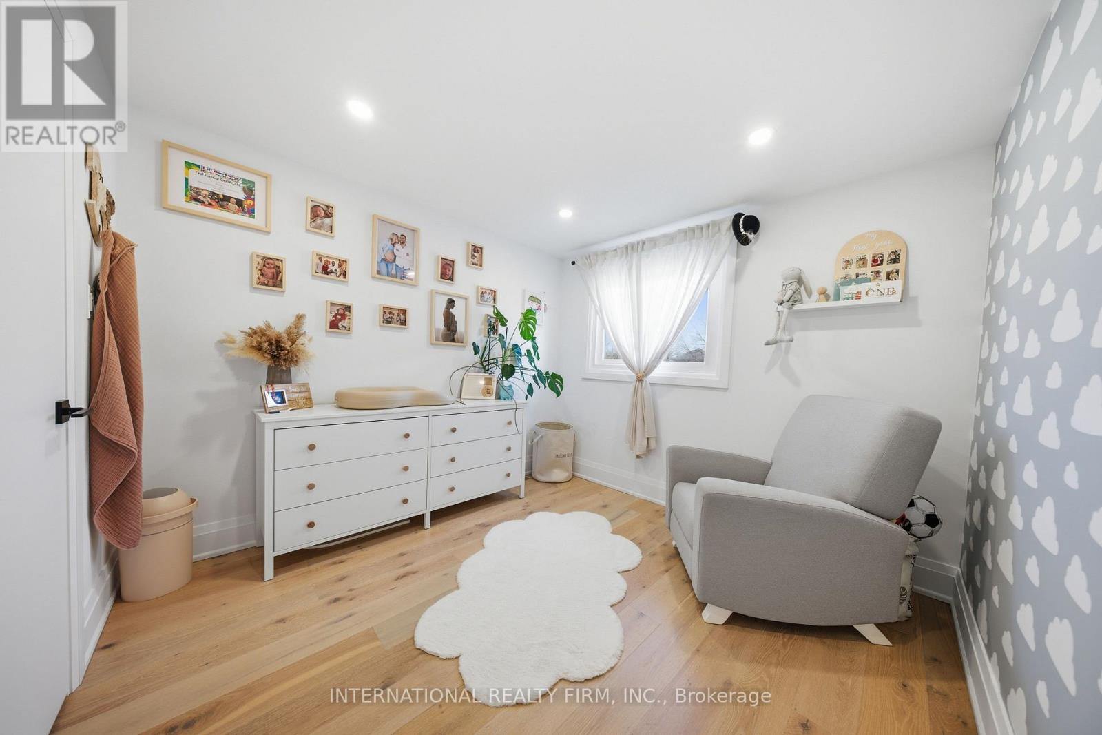 28 Debby Crescent, Brantford, ON