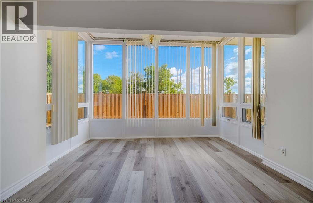 Dining Area/sun room/den - 237 King Street W Unit# 102, Cambridge, ON