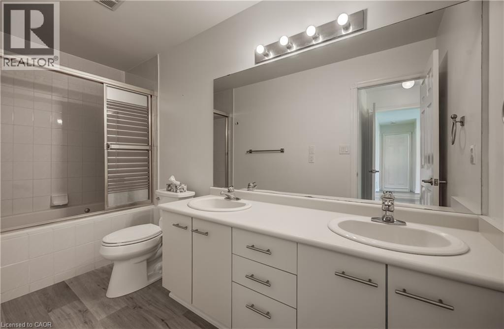 Bathroom2 - 237 King Street W Unit# 102, Cambridge, ON
