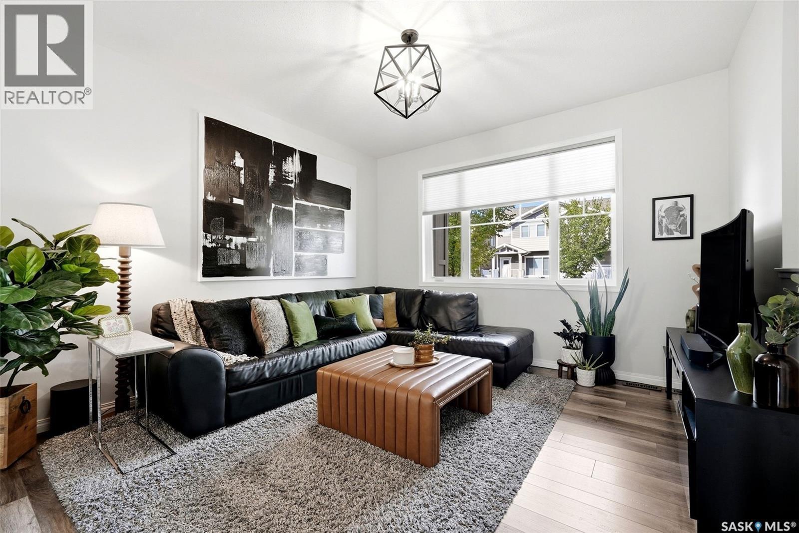 5109 Buckingham Drive E, Regina, SK