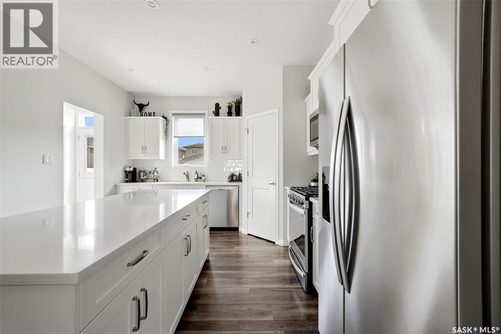 5109 Buckingham Drive E, Regina, SK