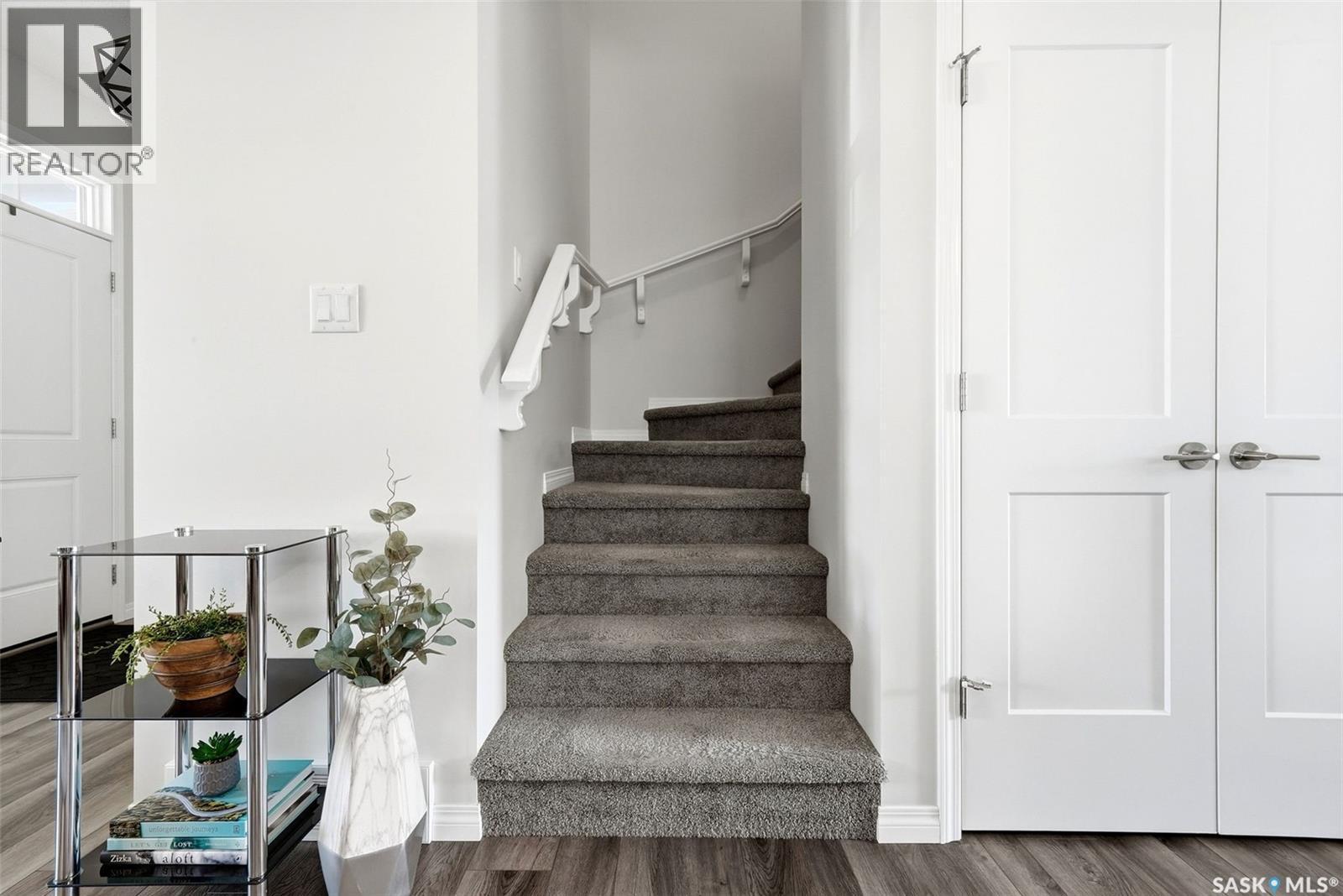 5109 Buckingham Drive E, Regina, SK