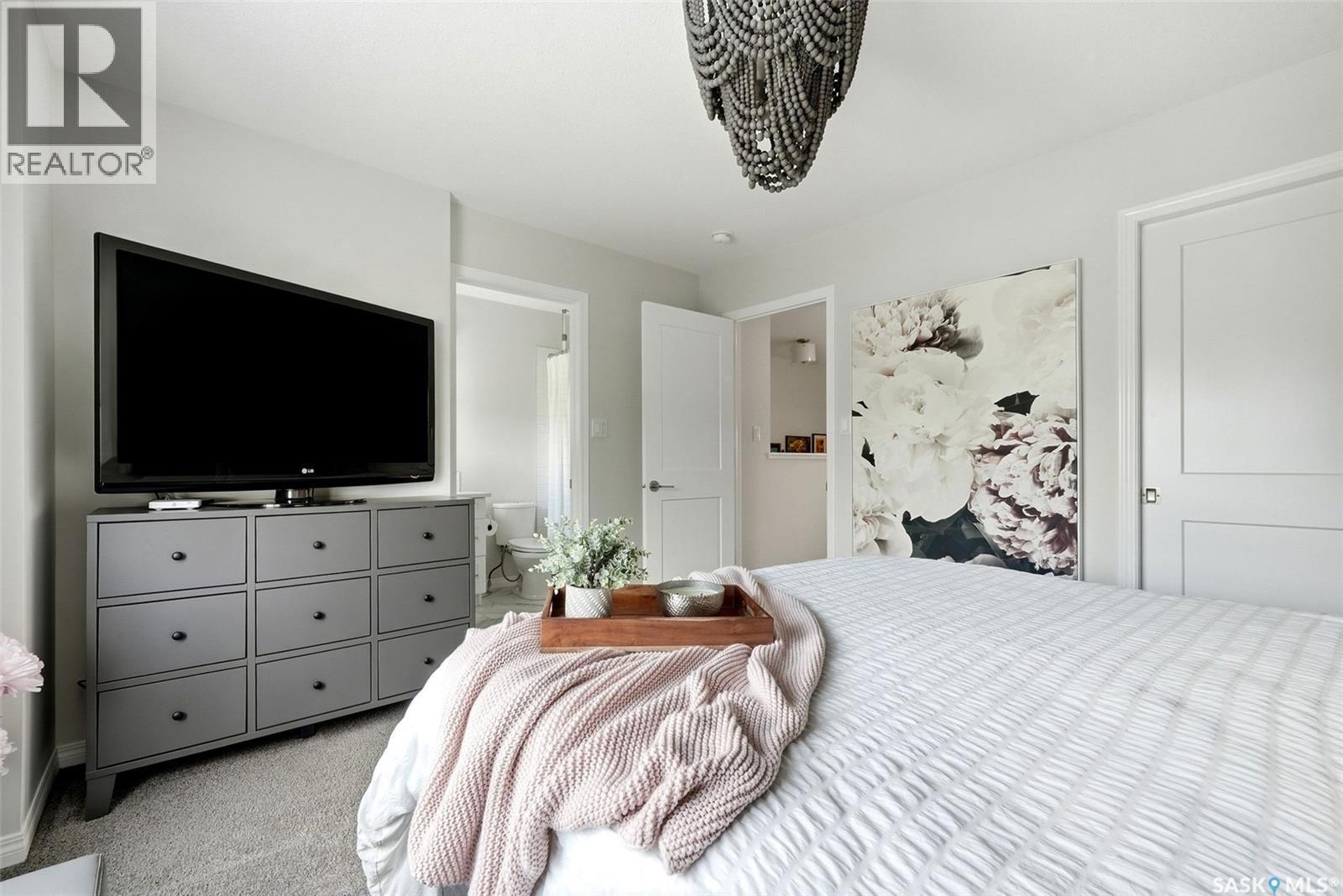 5109 Buckingham Drive E, Regina, SK