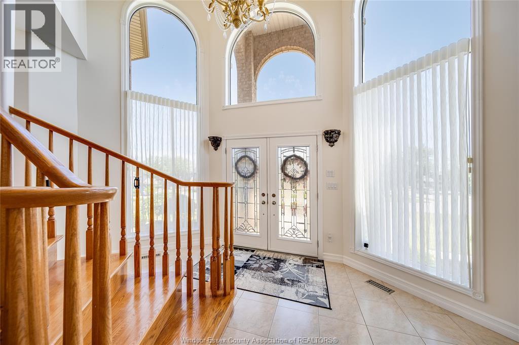 498 Clydesdale, Lakeshore, ON