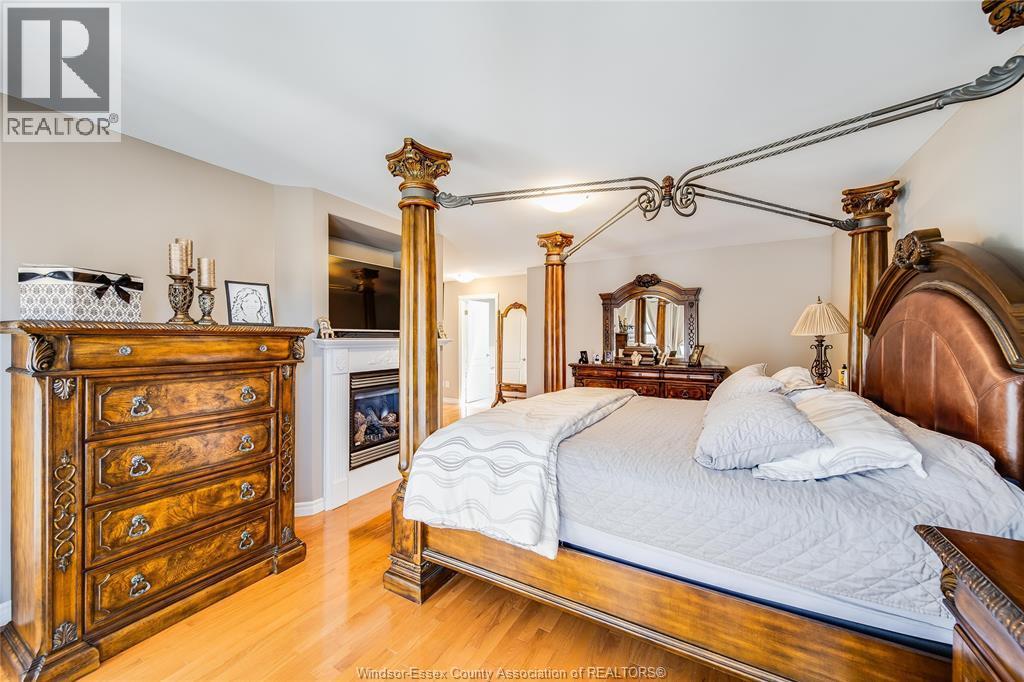 498 Clydesdale, Lakeshore, ON