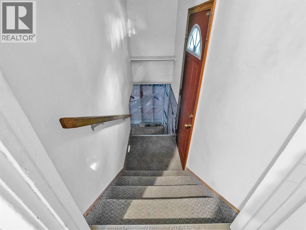 1396 Moy Avenue, Windsor, ON