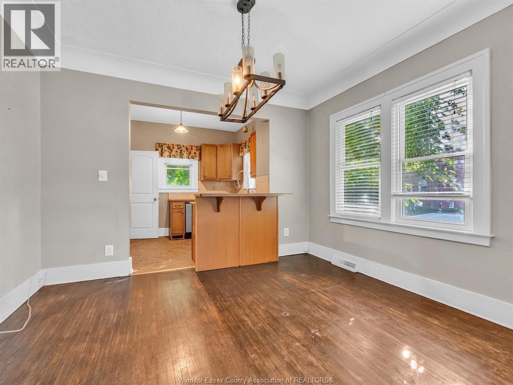 1396 Moy Avenue, Windsor, ON