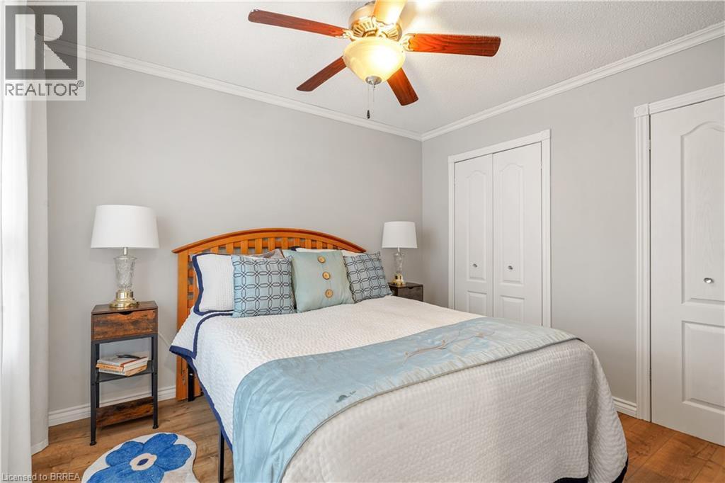 24 Elliott Avenue, Brantford, ON