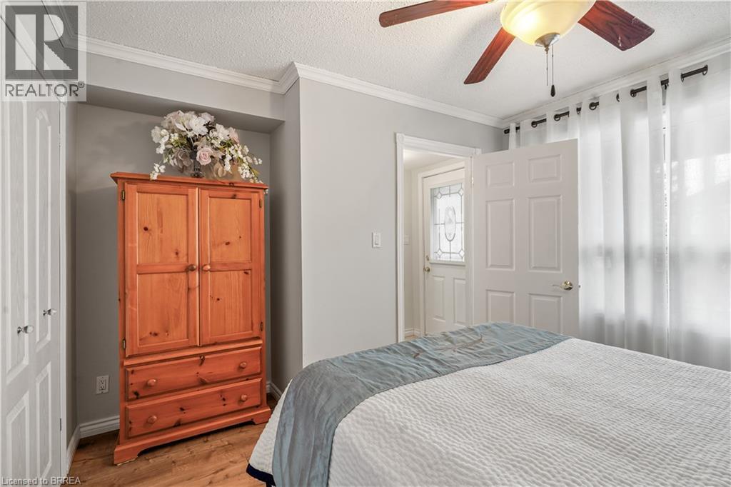 24 Elliott Avenue, Brantford, ON