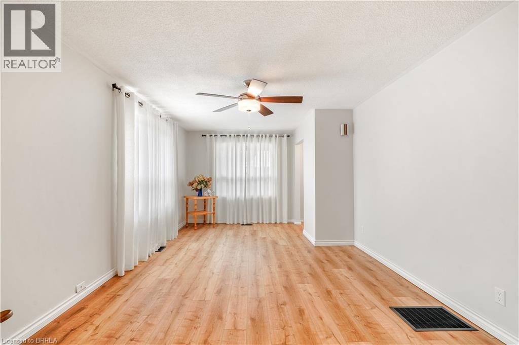 24 Elliott Avenue, Brantford, ON