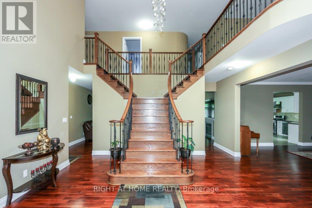 4441 Lawrence Avenue E, Toronto, ON