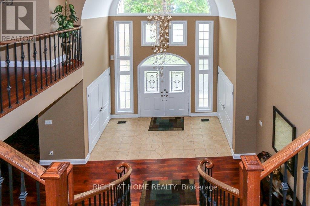 4441 Lawrence Avenue E, Toronto, ON