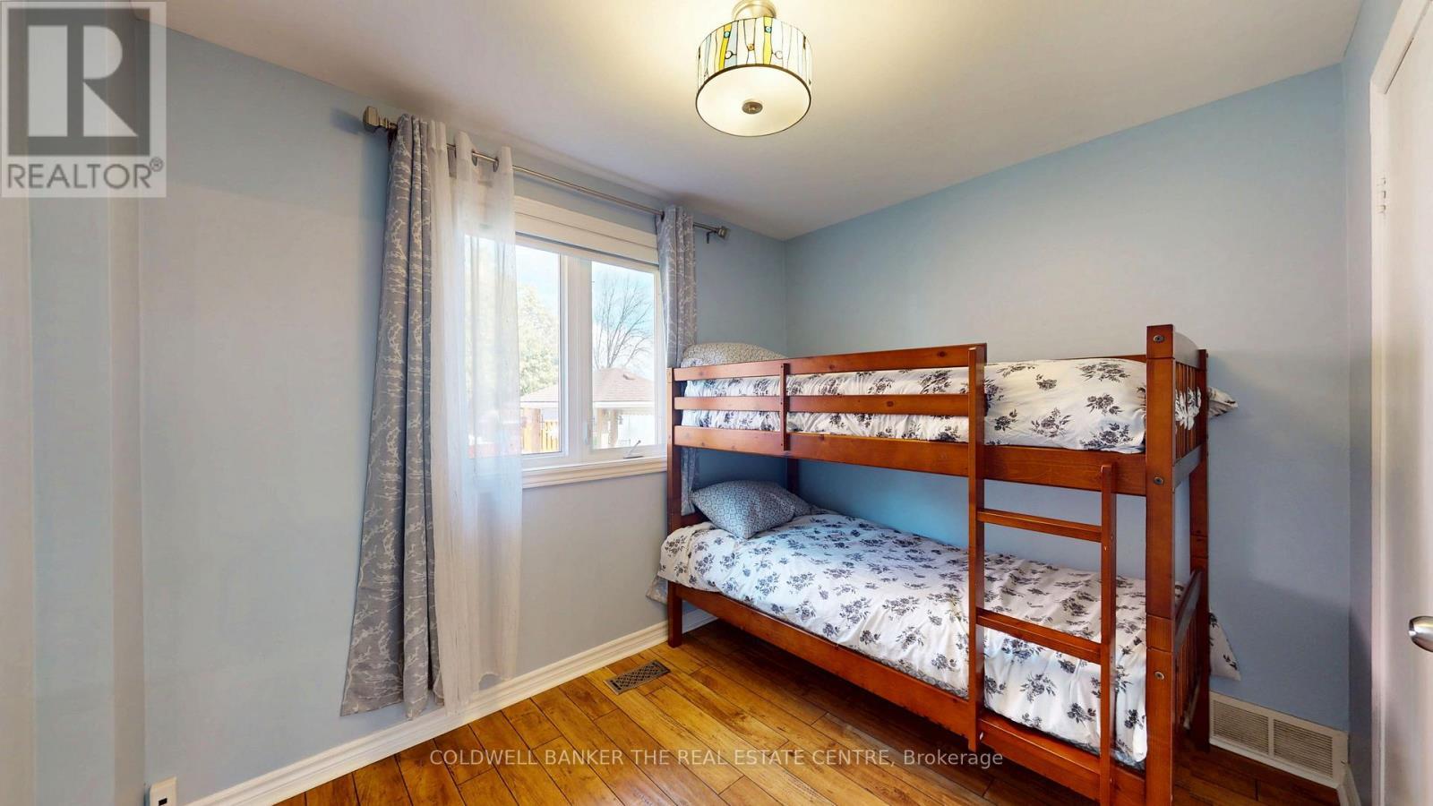 3919 Treeline Drive, Severn, ON