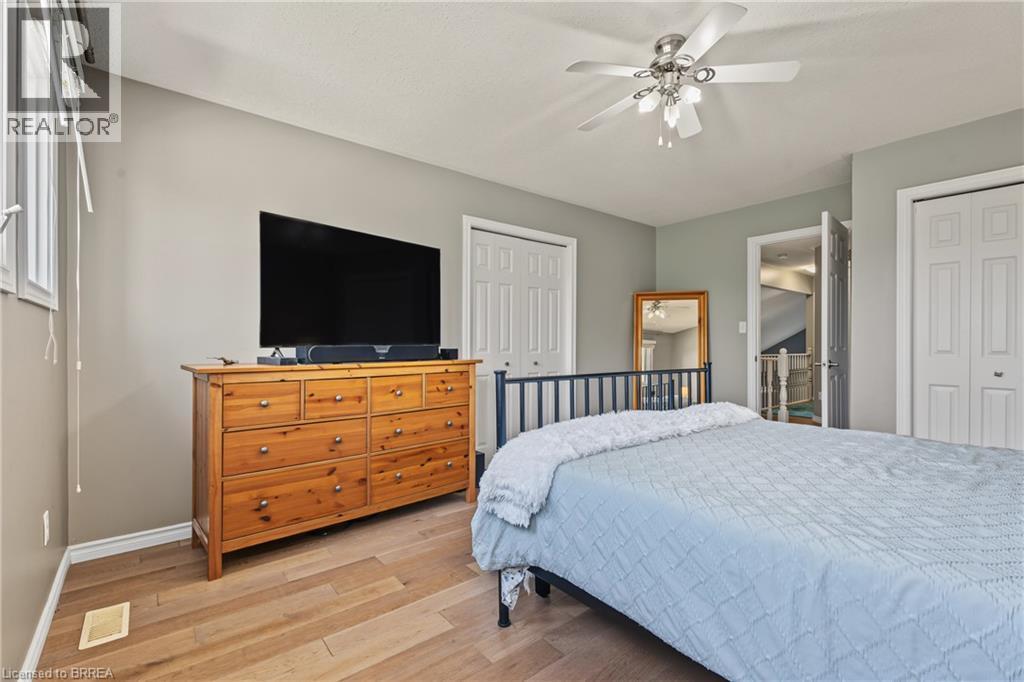 332 Grand River Avenue, Brantford, ON