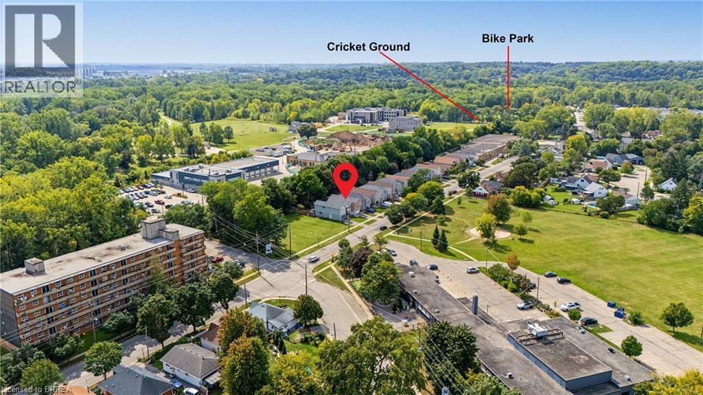 332 Grand River Avenue, Brantford, ON