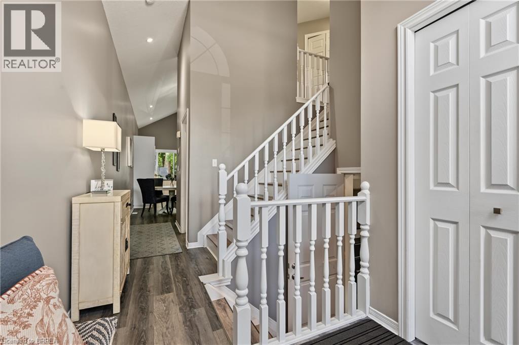 332 Grand River Avenue, Brantford, ON