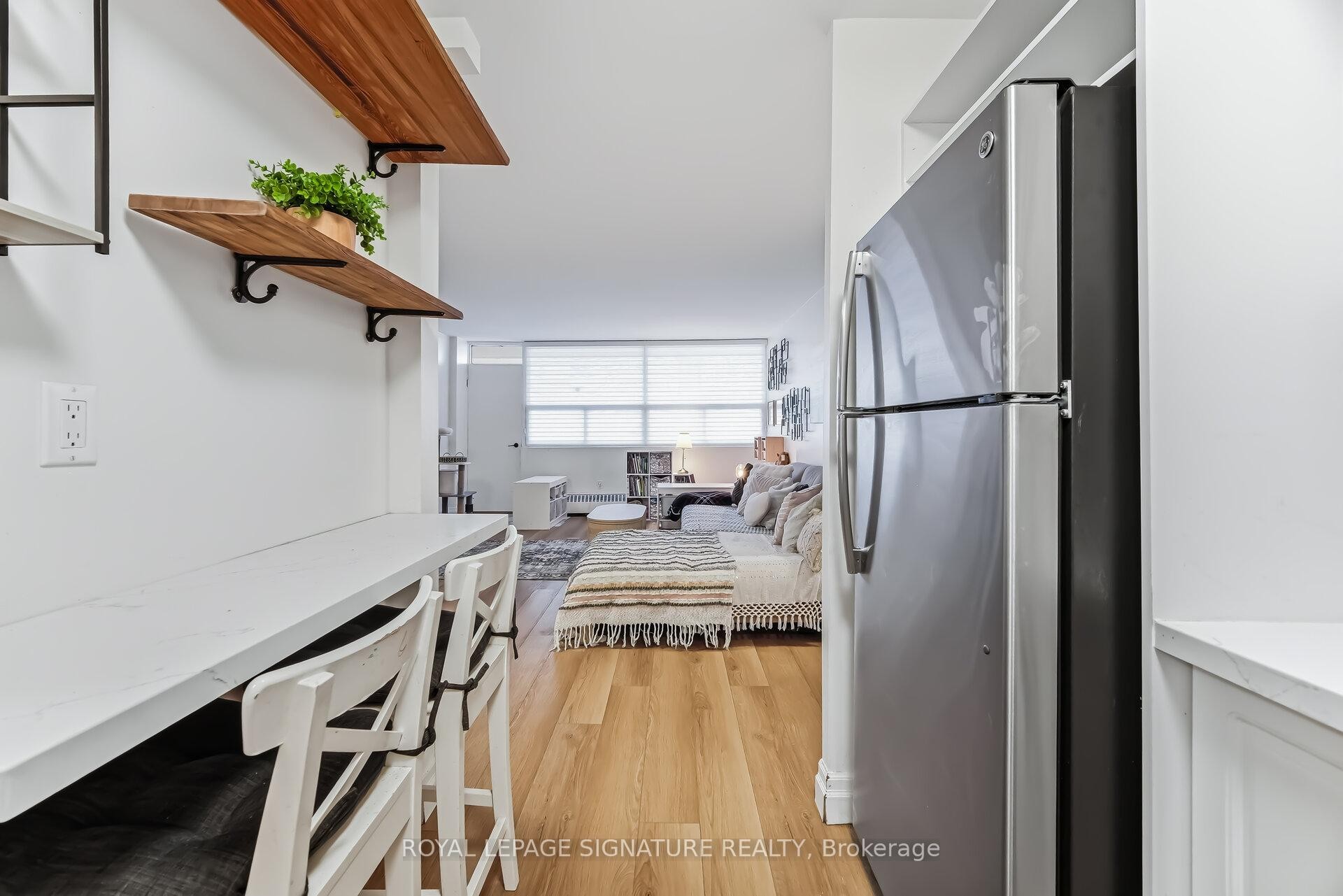1203-2263 Marine Drive, Oakville, ON