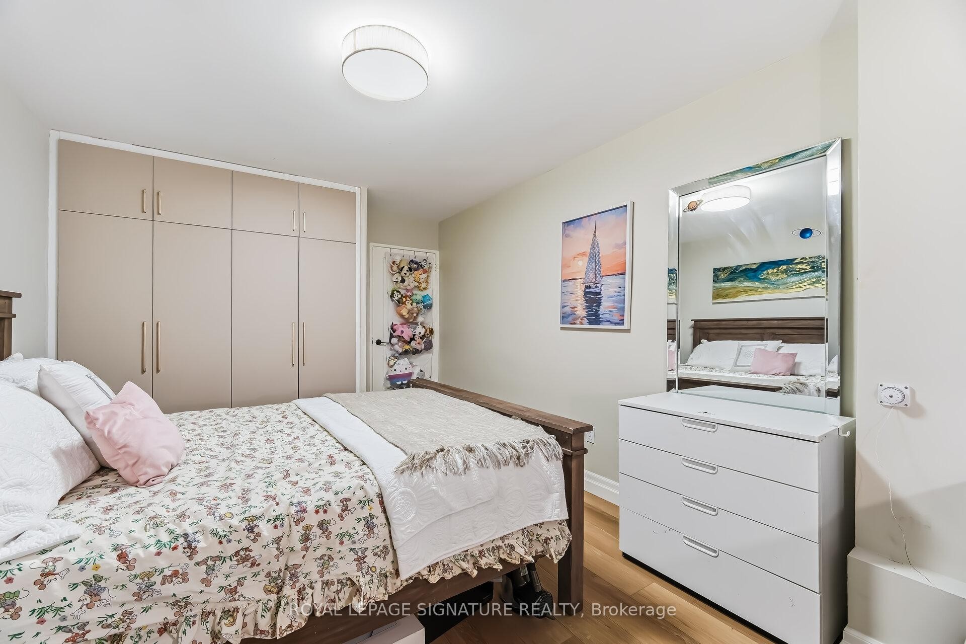 1203-2263 Marine Drive, Oakville, ON