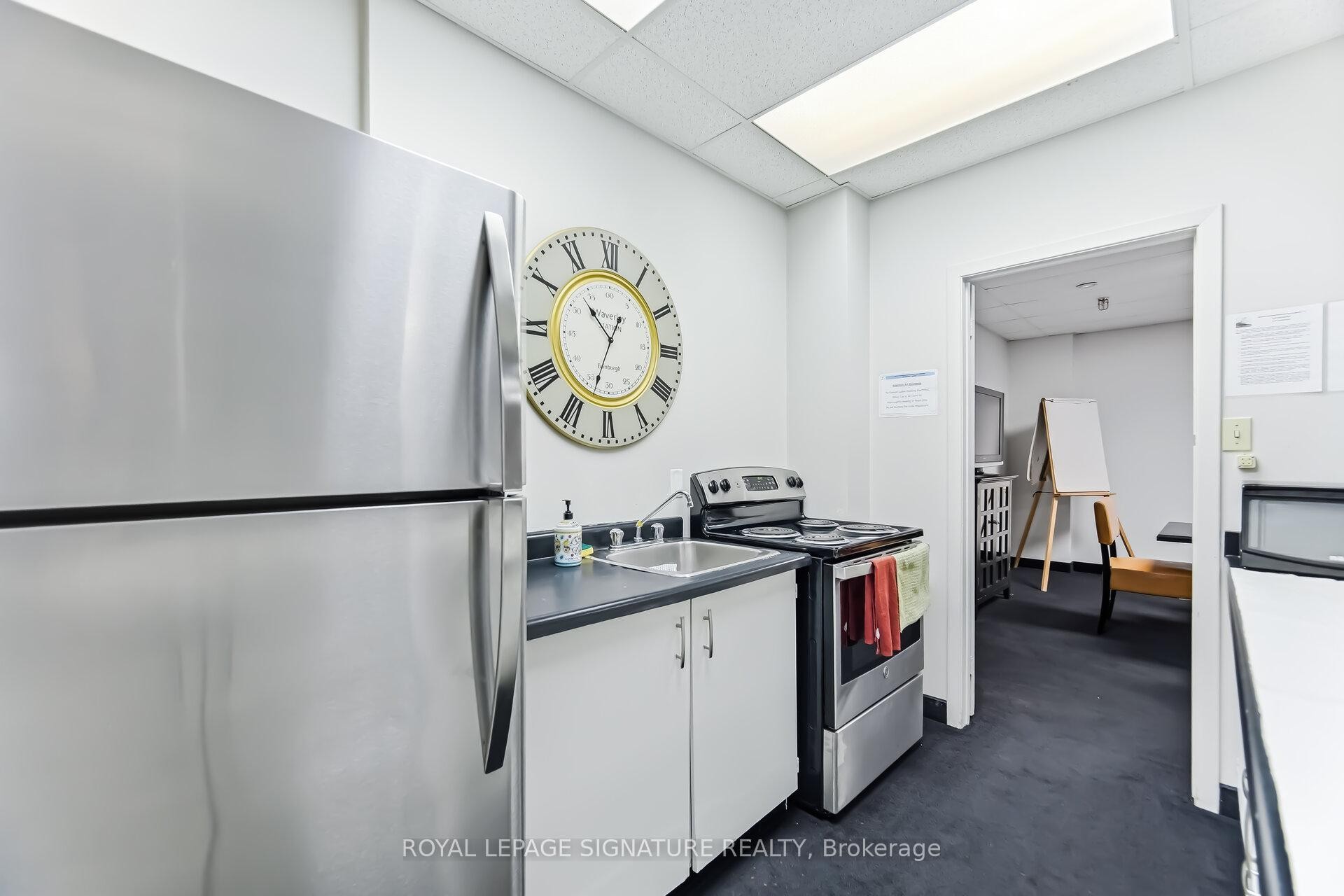 1203-2263 Marine Drive, Oakville, ON