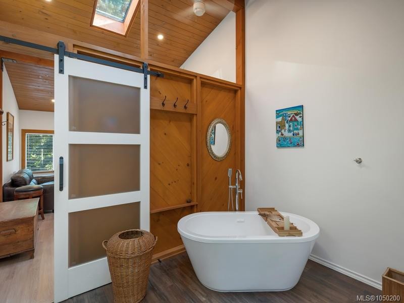 1371 Hooley Rd, Quadra Island, BC