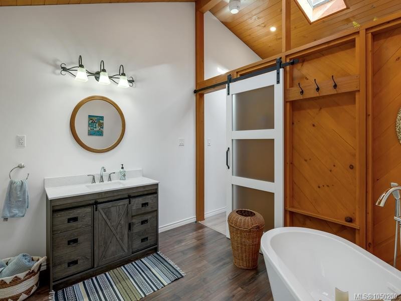 1371 Hooley Rd, Quadra Island, BC