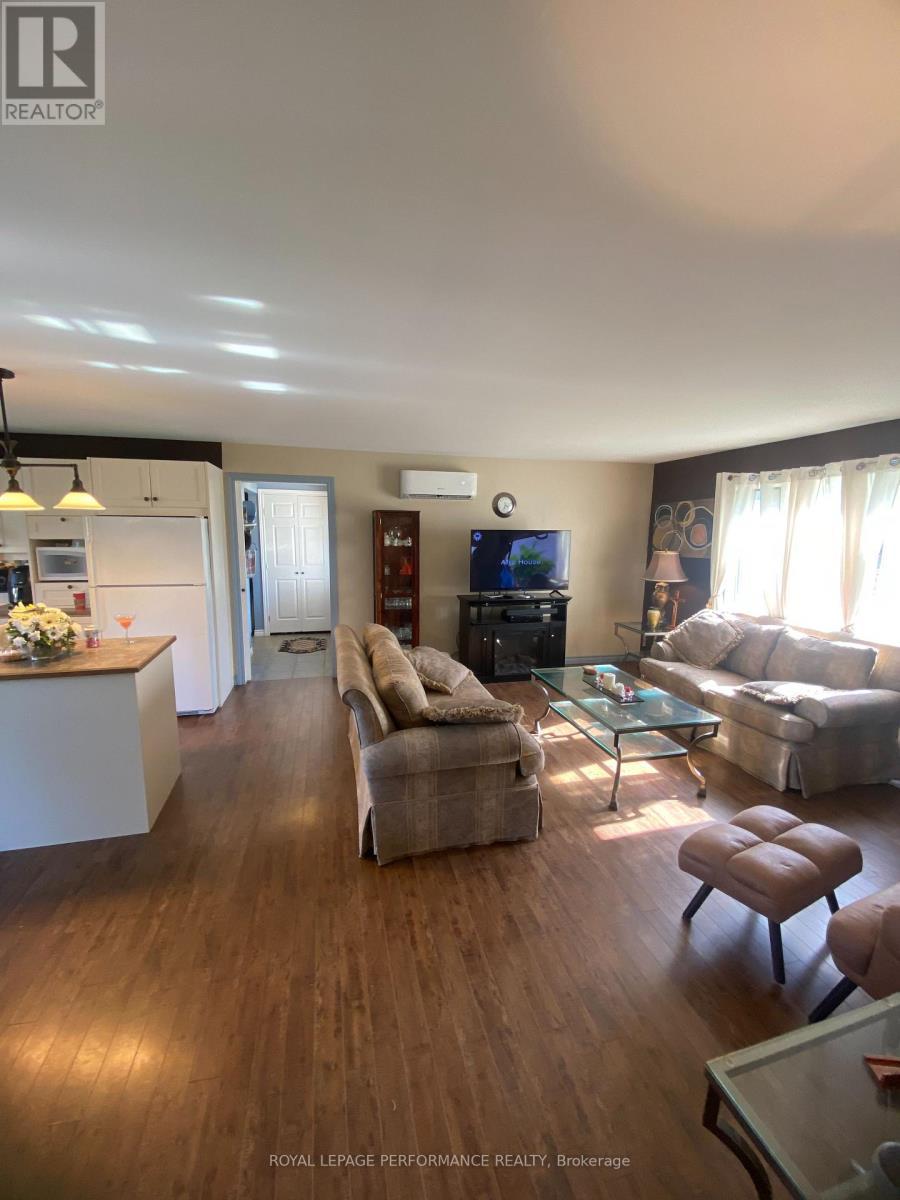 6125 Florence Street, South Glengarry, ON