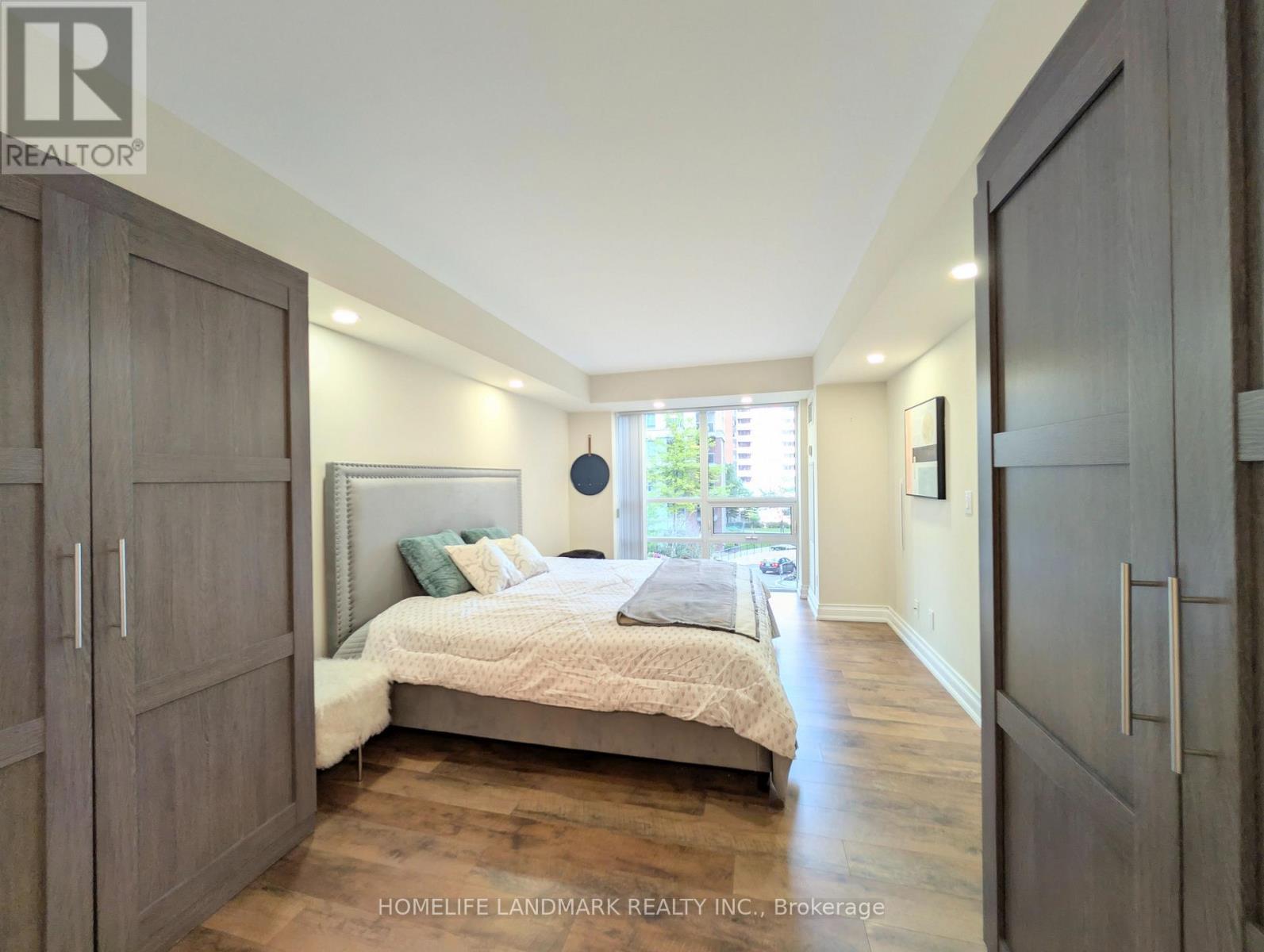 302 - 1 Michael Power Place, Toronto, ON