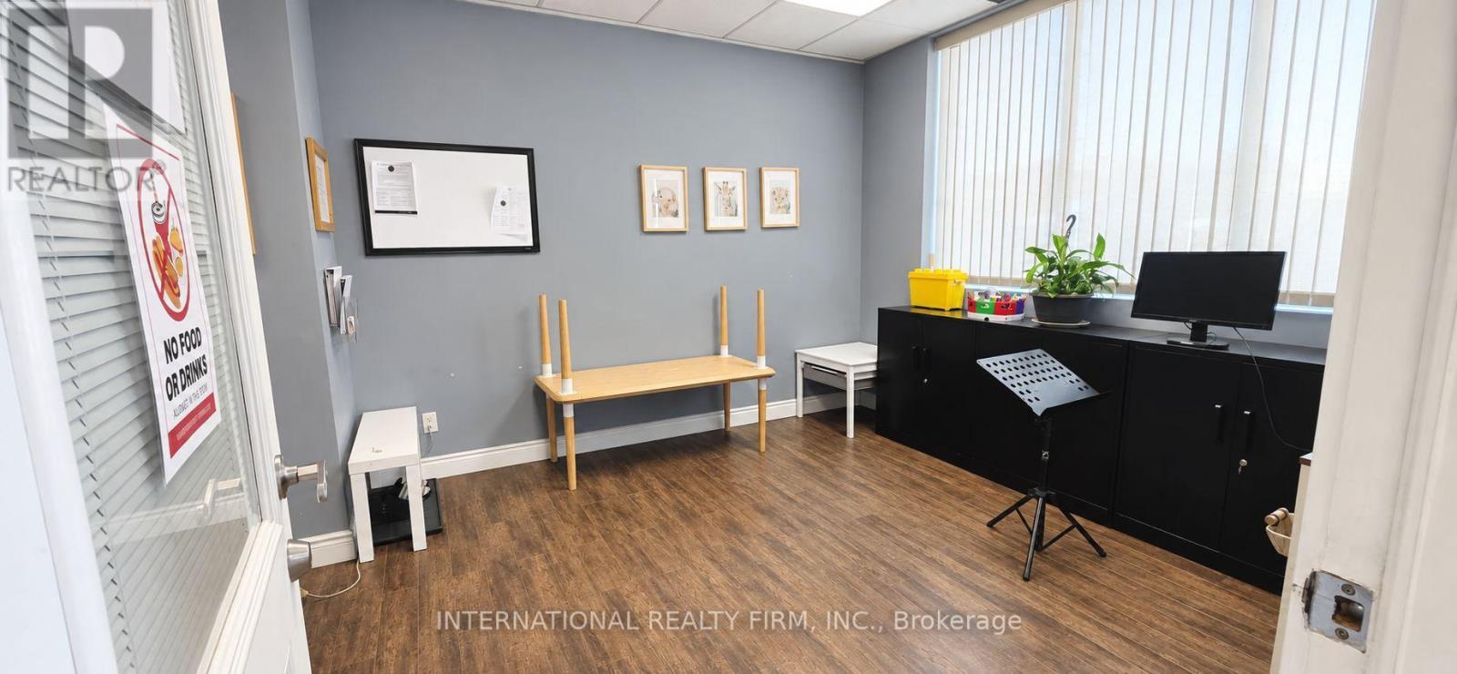 11 - 3025 Kennedy Road, Toronto, ON