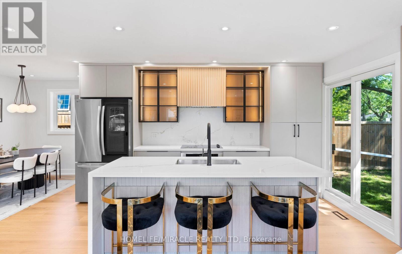 22 Arnprior Road, Toronto, ON