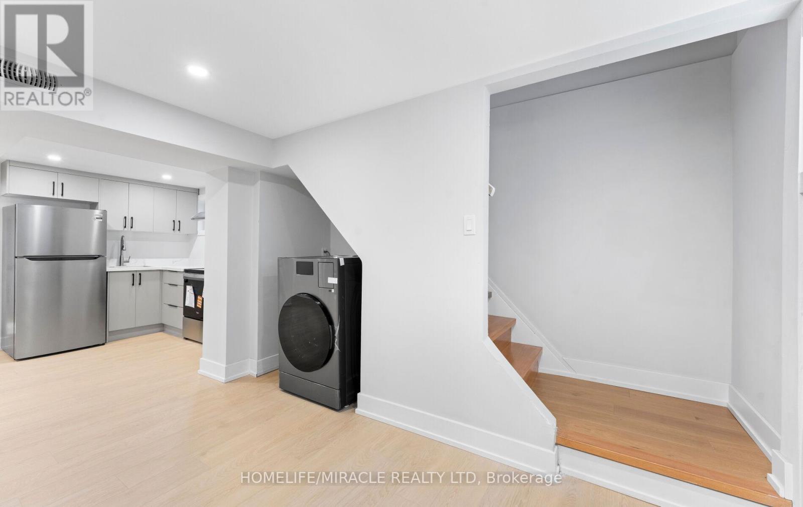 22 Arnprior Road, Toronto, ON