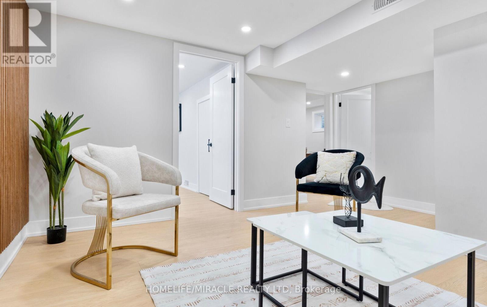 22 Arnprior Road, Toronto, ON