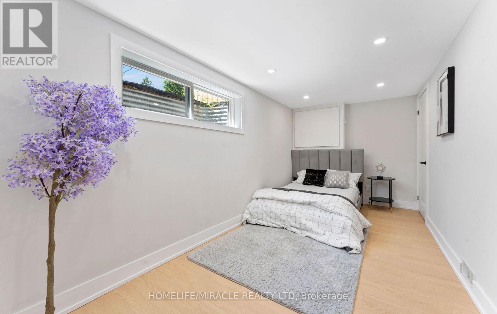 22 Arnprior Road, Toronto, ON