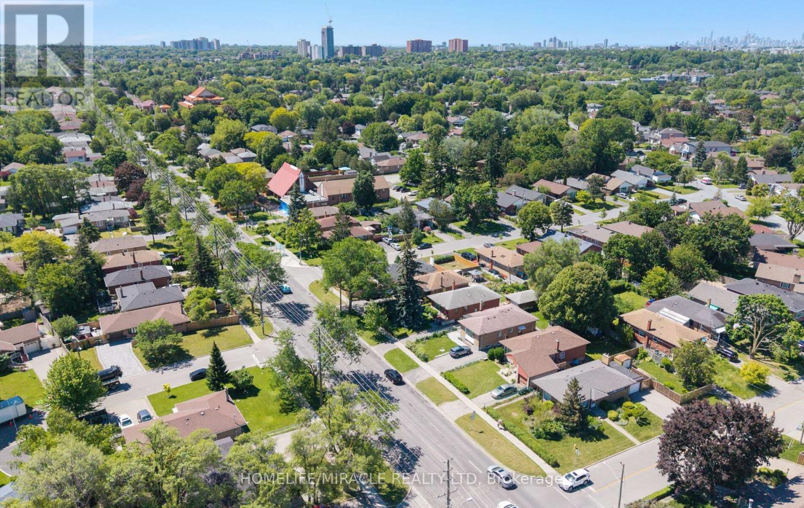 22 Arnprior Road, Toronto, ON