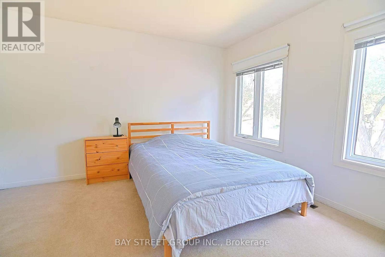 3530 Kingbird Court, Mississauga, ON
