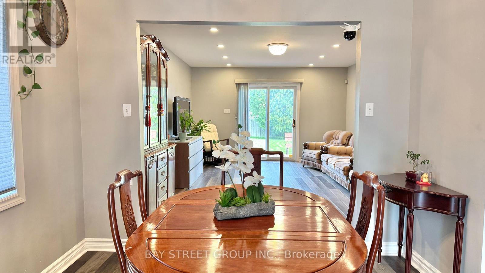 8223 Marcon Street, Niagara Falls, ON